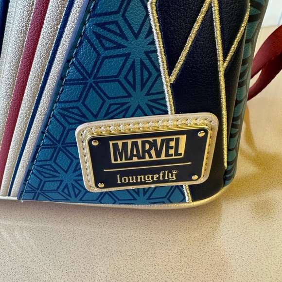 Disney Parks Exclusive Ms. Marvel Loungefly Red & Blue Backpack Brand New - Picture 2 of 5
